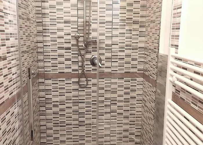 Il Girasole 住宿加早餐酒店 *