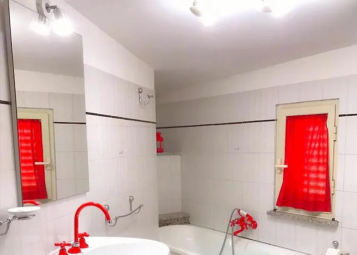 Il Girasole 住宿加早餐酒店 维博瓦伦蒂亚