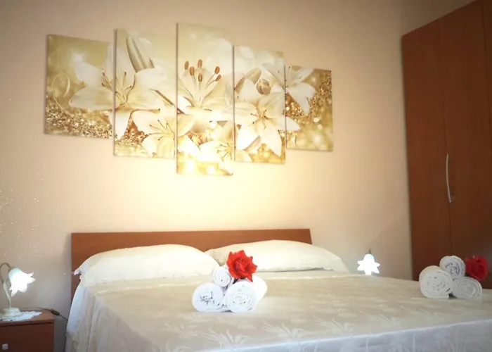 住宿加早餐酒店 Il Girasole 维博瓦伦蒂亚